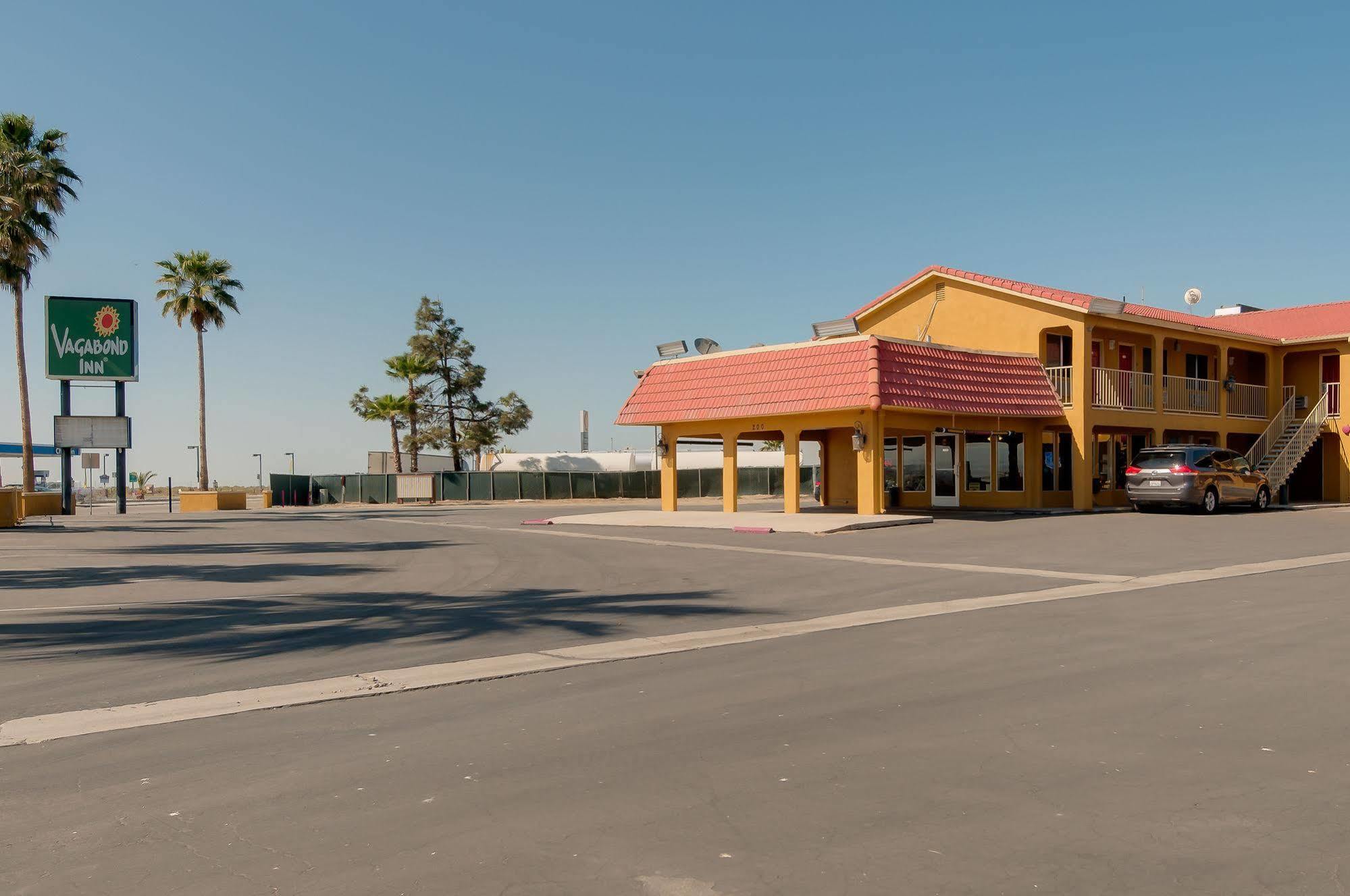 Vagabond Inn Buttonwillow I-5 Exit 253 Bakersfield Exterior photo